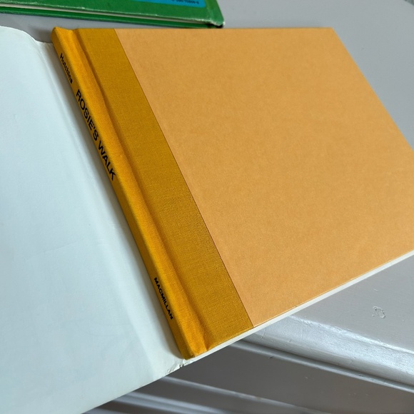 VTG set nostalgic books the Little House '69, Miss Suzy '64, Rosie’s Walk '68 - Picture 16 of 16